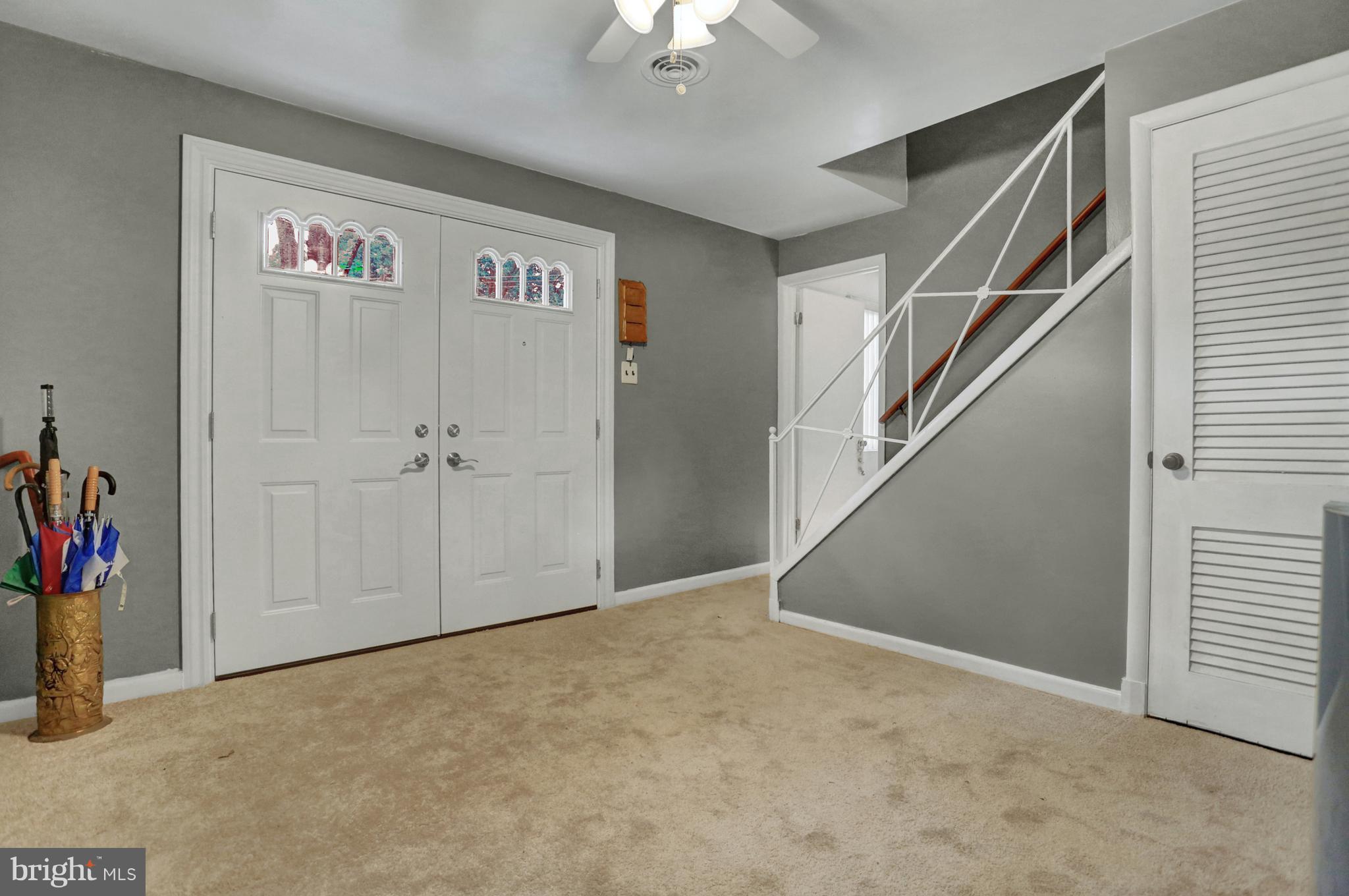 201 Belton Road Silver Spring, MD 20901 - Photo 4 of 24 a view of an entryway