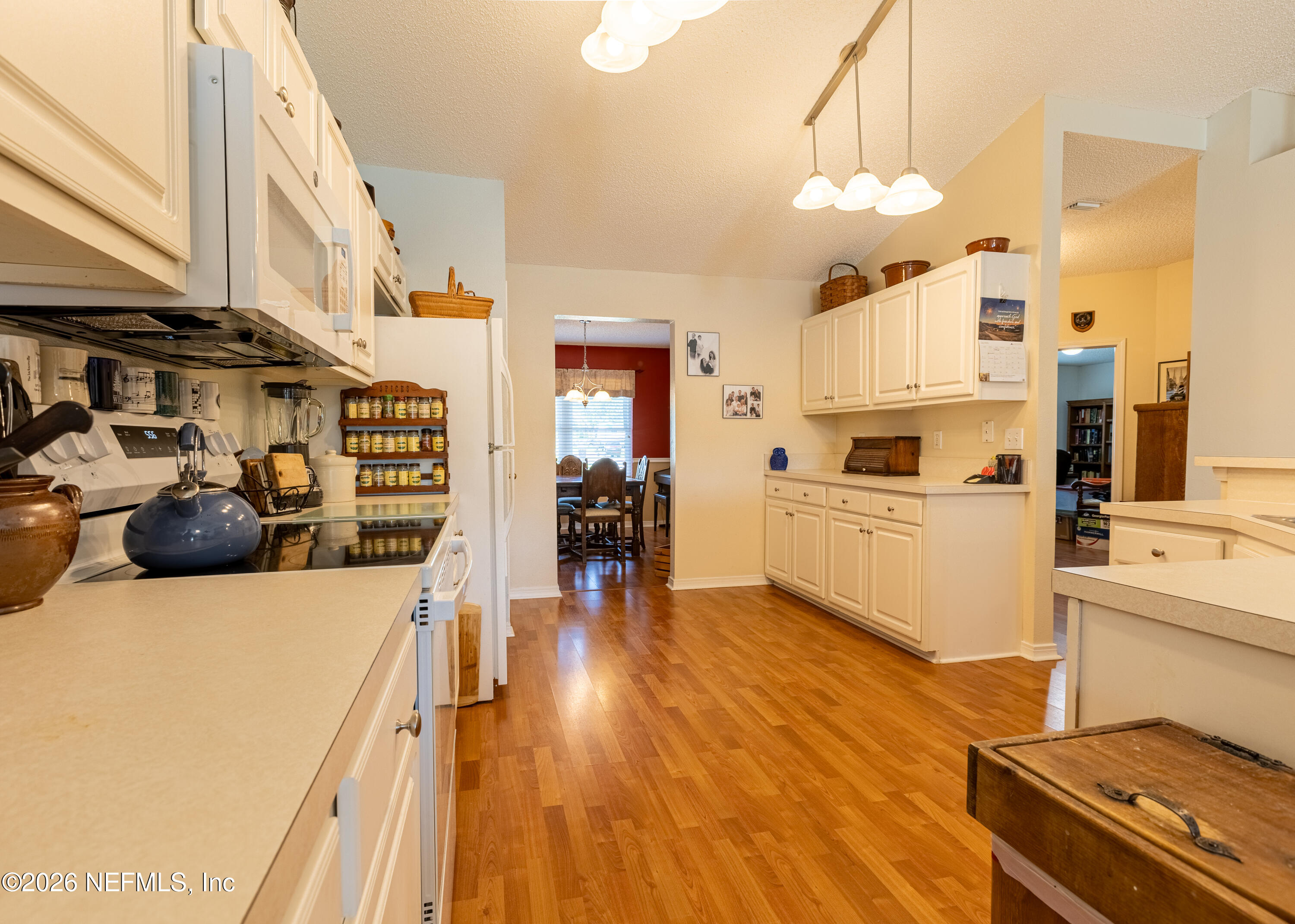 556 Whitfield Road Jacksonville, FL 32221 - Photo 12 of 33 556 Whitfield Rd 32221-4
