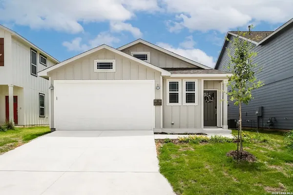 $2,190 | 11222 Casina View, San Antonio, TX 78249