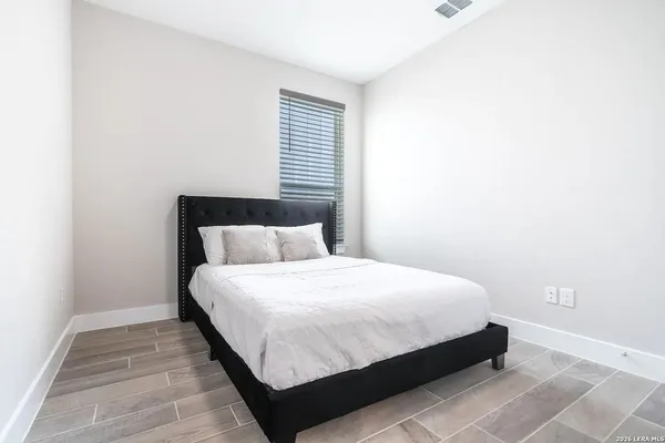 $2,190 | 11222 Casina View, San Antonio, TX 78249
