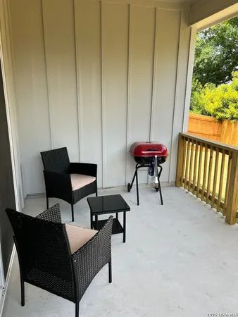 $2,190 | 11222 Casina View, San Antonio, TX 78249