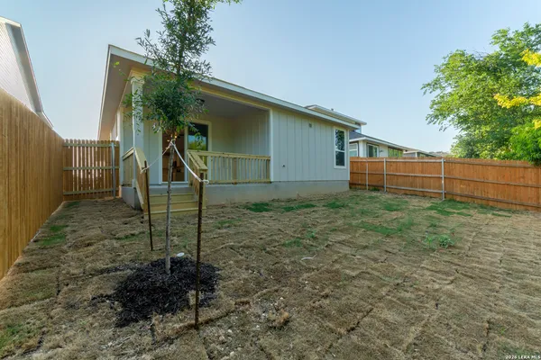 $2,190 | 11222 Casina View, San Antonio, TX 78249