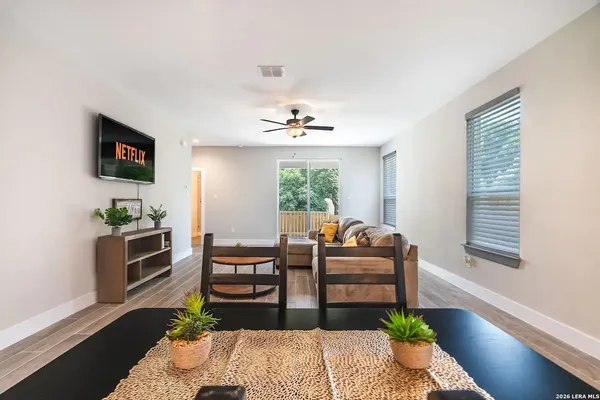 $2,190 | 11222 Casina View, San Antonio, TX 78249