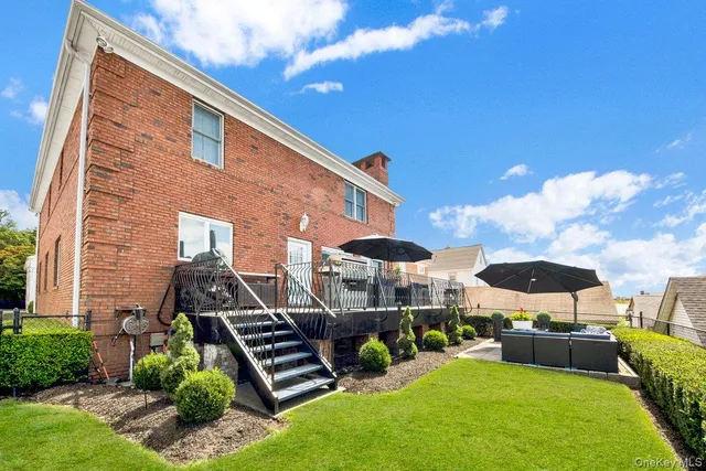 $1,799,999 | 27 Woodside Avenue, Harrison, NY 10604