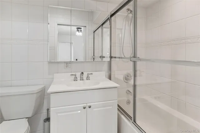 $1,799,999 | 27 Woodside Avenue, Harrison, NY 10604