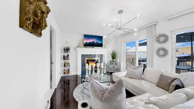 $1,799,999 | 27 Woodside Avenue, Harrison, NY 10604