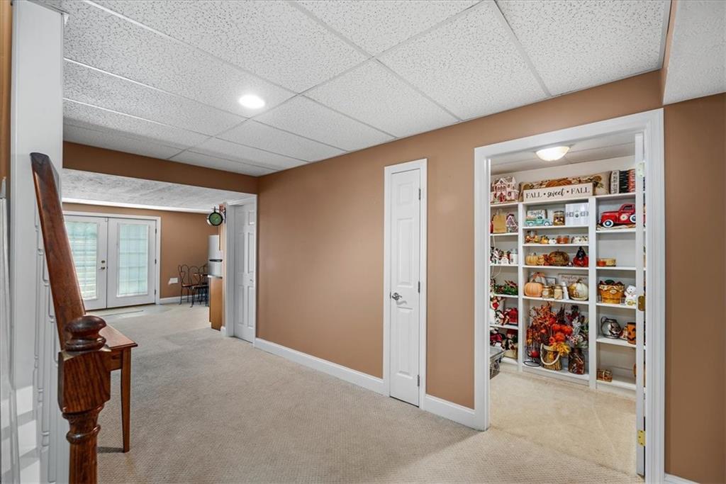 185 Pinkerton Road Wexford, PA 15090 - Photo 28 of 40 a view of a room with shelves