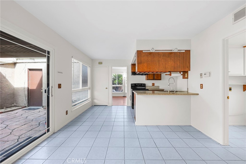 10441 Rutgers Way Stanton, CA 90680 - Photo 11 of 31 Gallery Image 11
