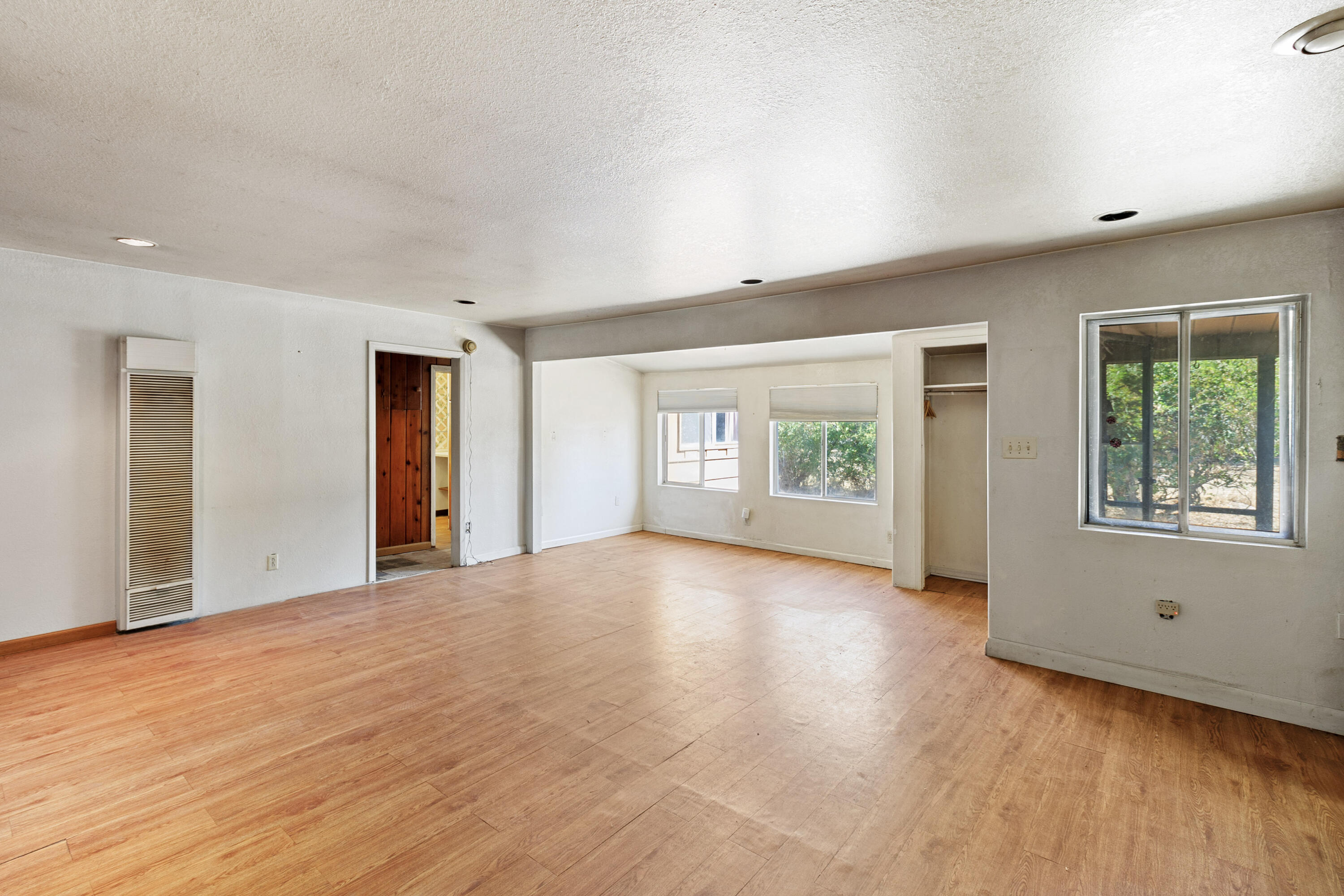 8606 Airport Road Redding, CA 96002 - Photo 11 of 44 11-03