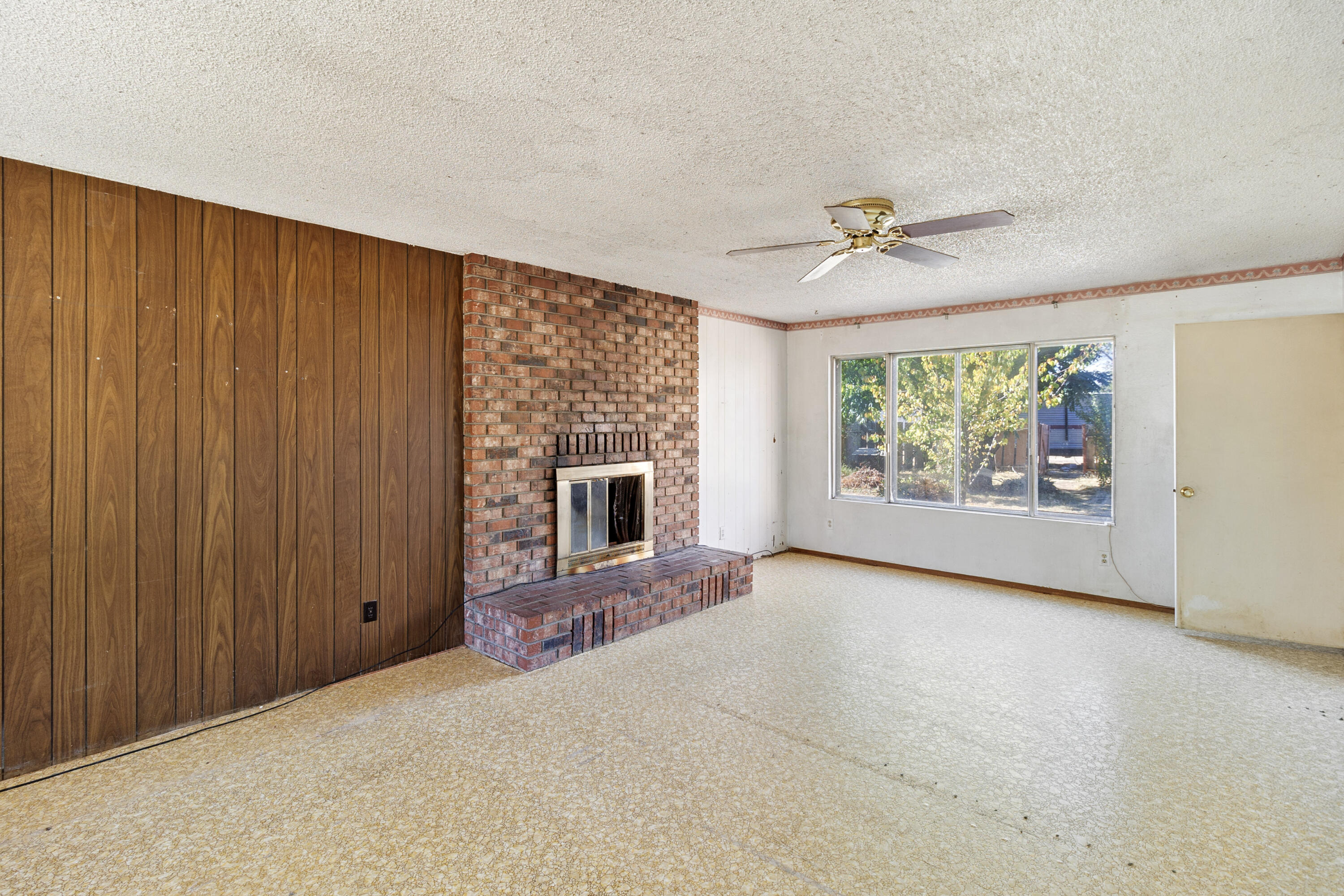 8606 Airport Road Redding, CA 96002 - Photo 15 of 44 15-05