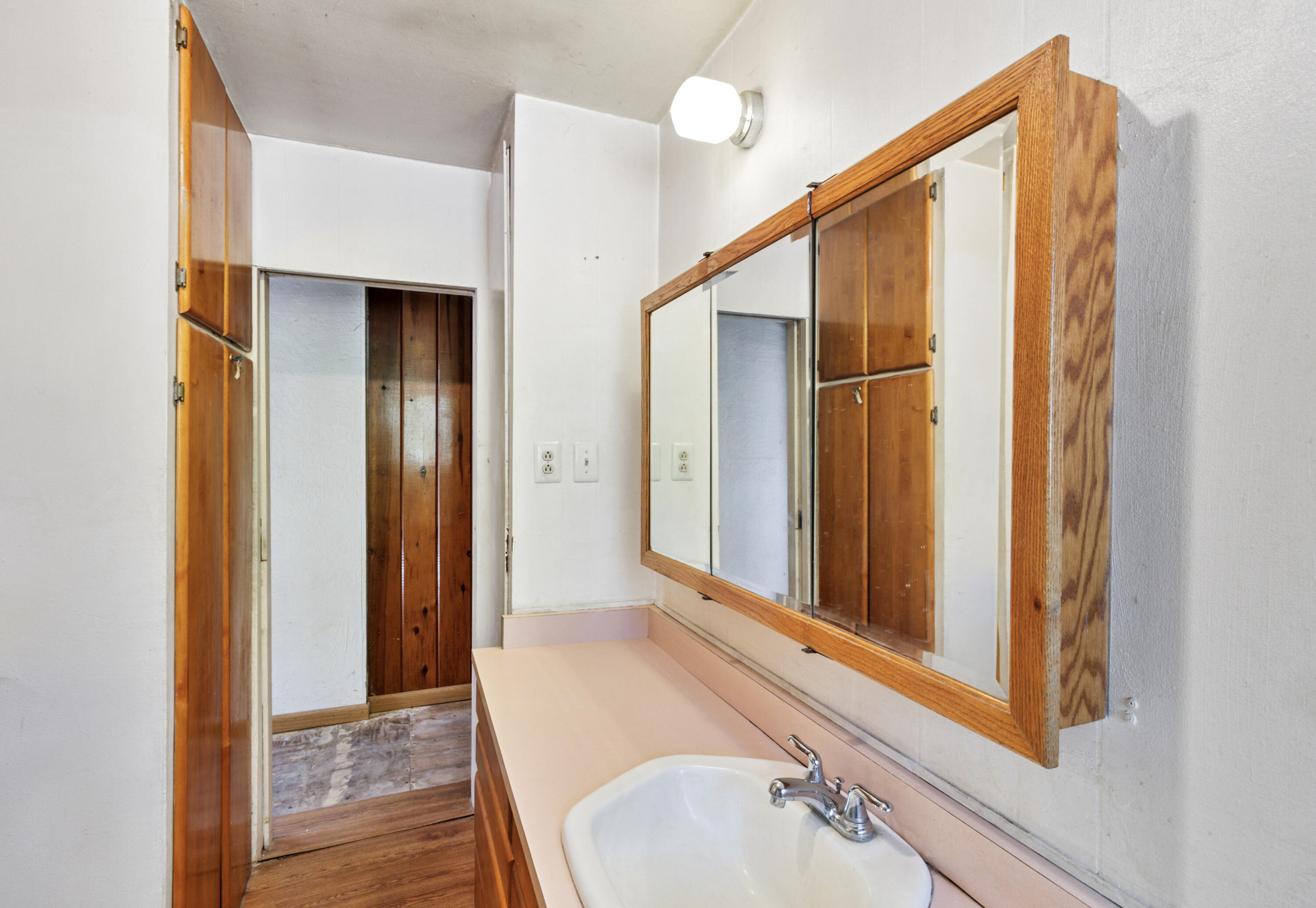 8606 Airport Road Redding, CA 96002 - Photo 27 of 44 27-09