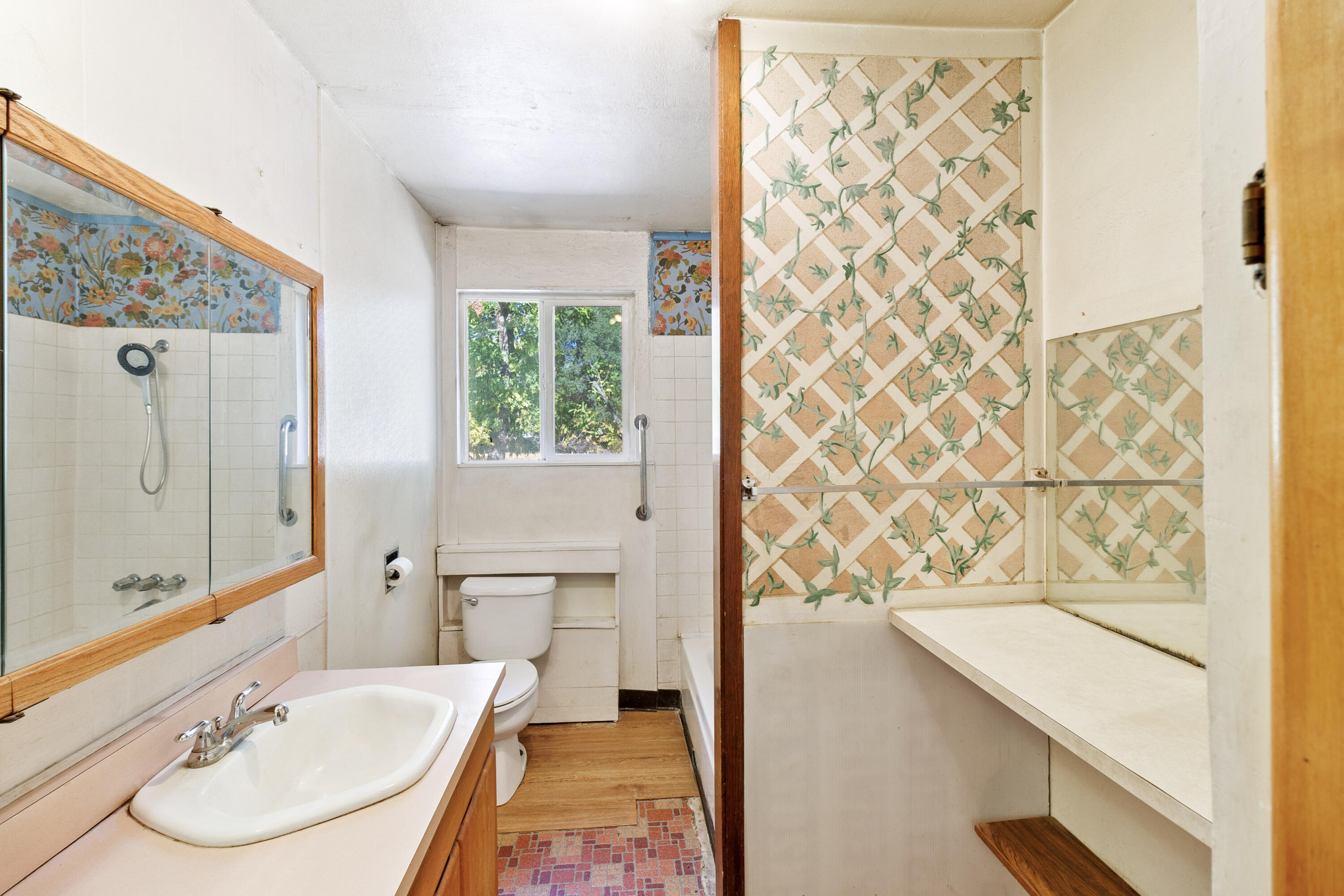 8606 Airport Road Redding, CA 96002 - Photo 28 of 44 28-14
