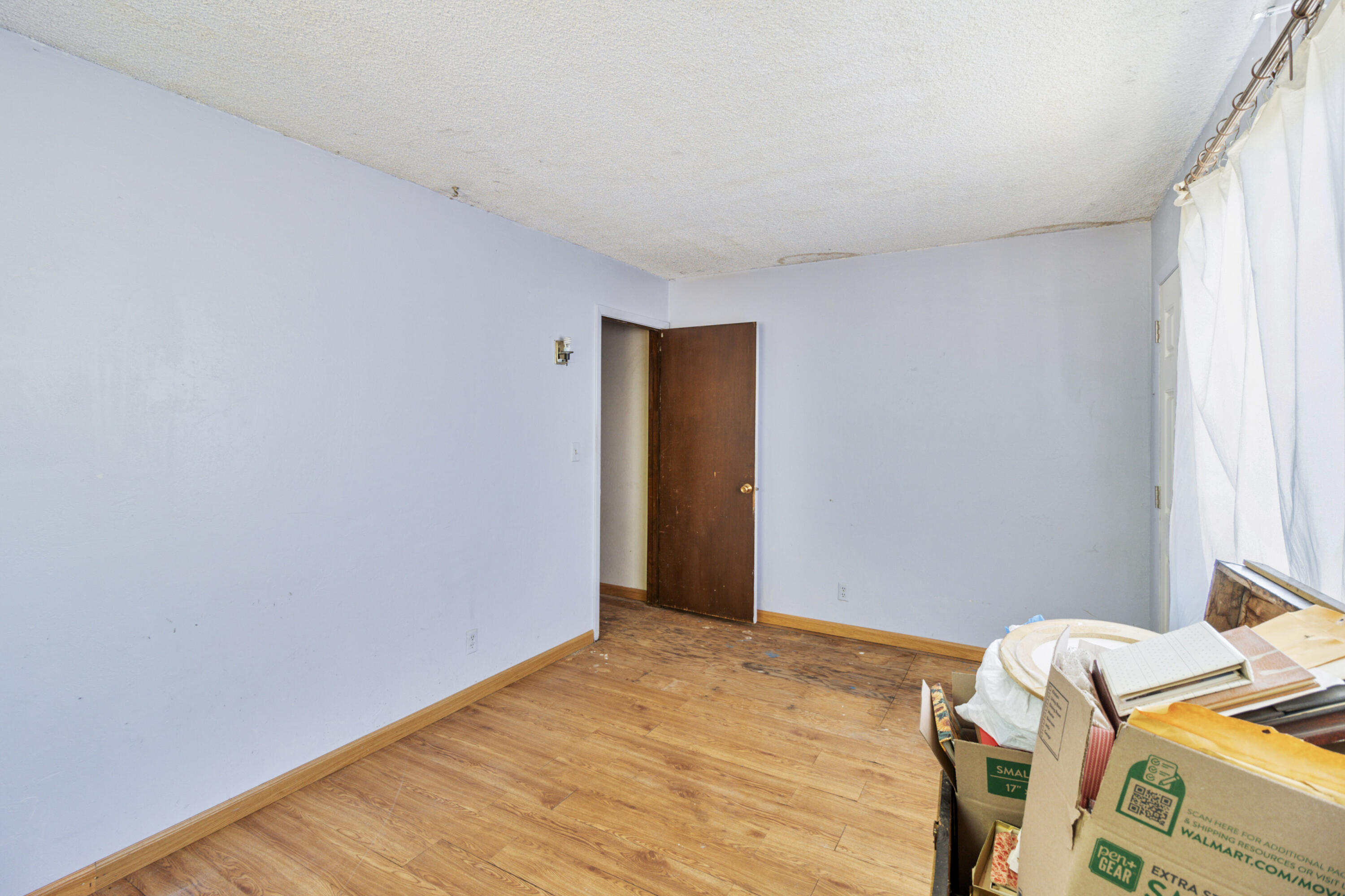 8606 Airport Road Redding, CA 96002 - Photo 32 of 44 32-05