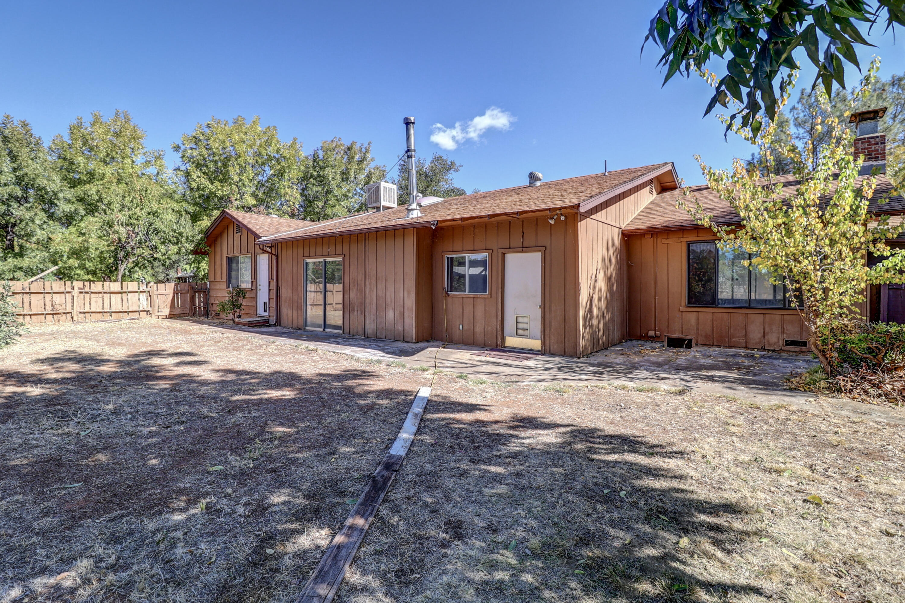 8606 Airport Road Redding, CA 96002 - Photo 36 of 44 36-IMG_1048_49_50_51_52