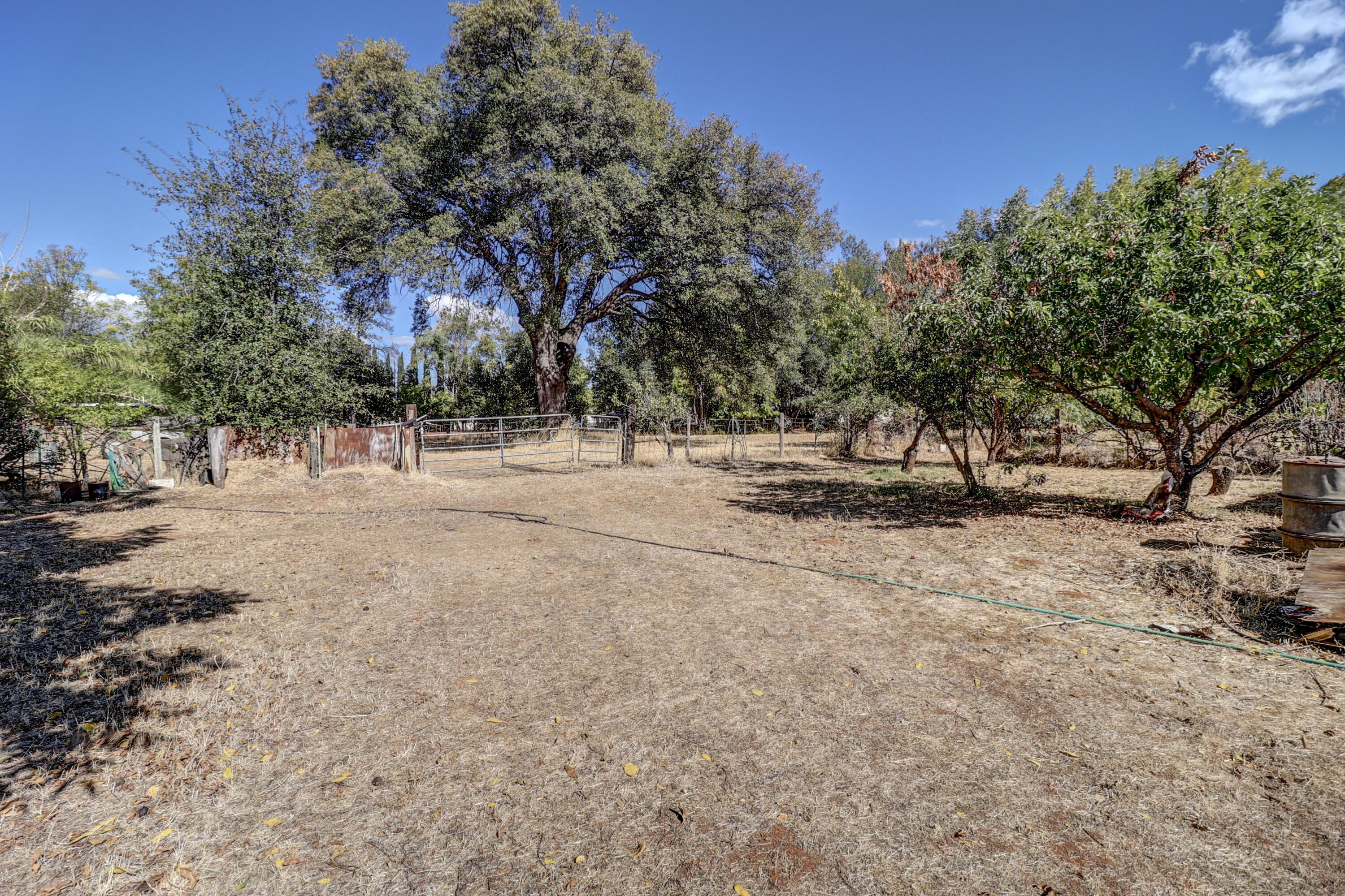 8606 Airport Road Redding, CA 96002 - Photo 39 of 44 39-IMG_1063_4_5_6_7