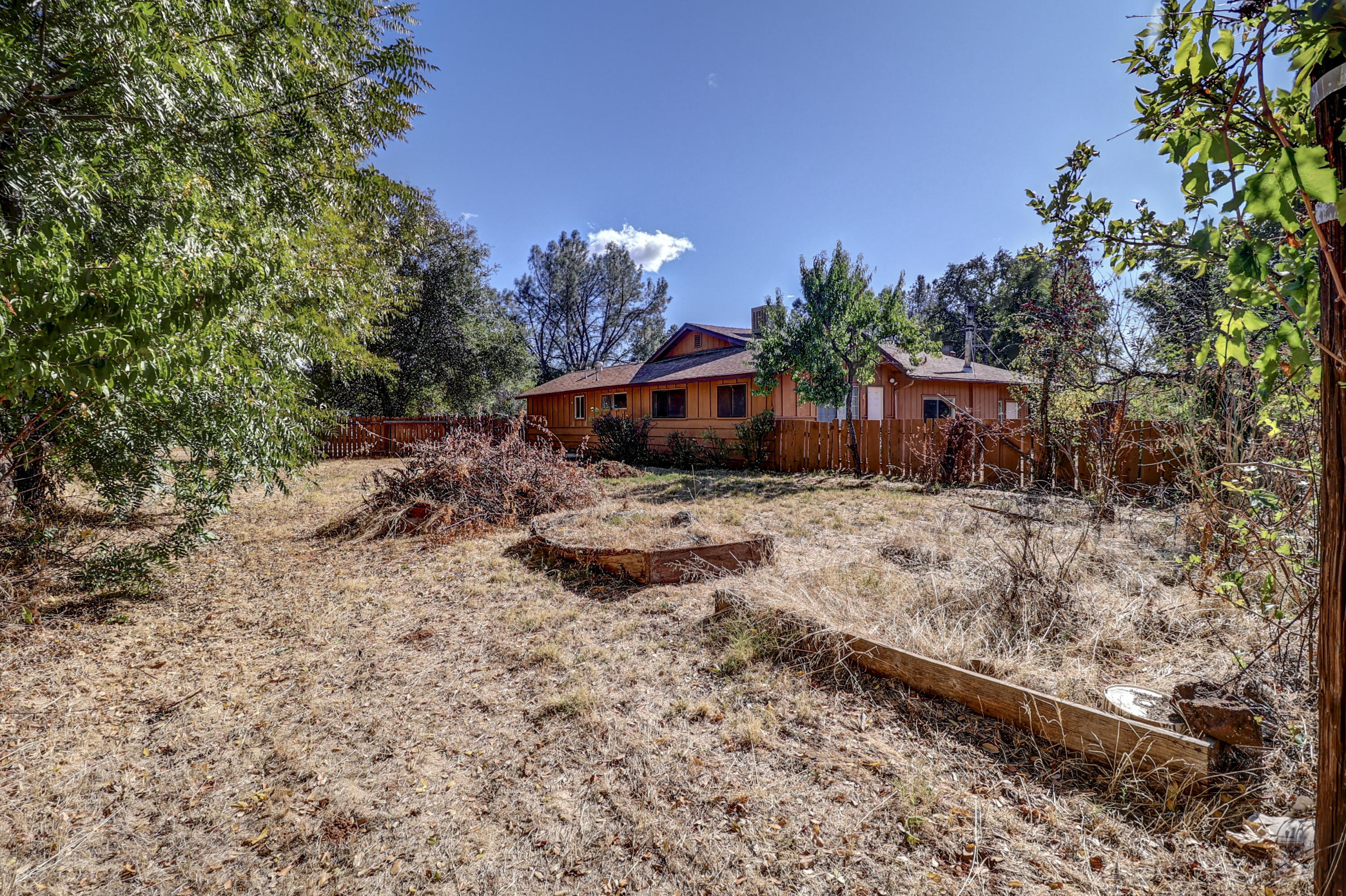 8606 Airport Road Redding, CA 96002 - Photo 42 of 44 42-IMG_1078_79_80_81_82