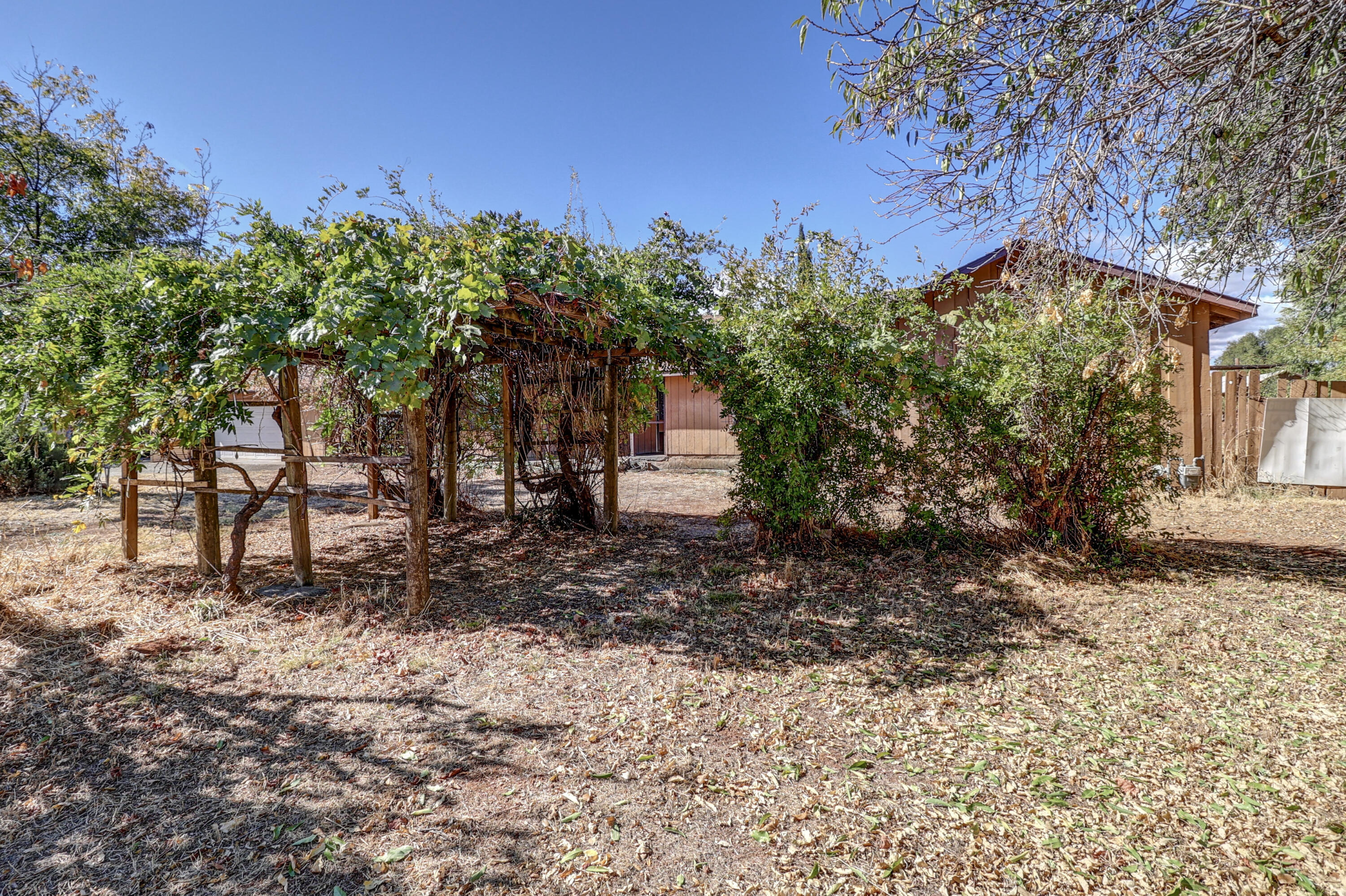 8606 Airport Road Redding, CA 96002 - Photo 5 of 44 5-IMG_1028_29_30_31_32