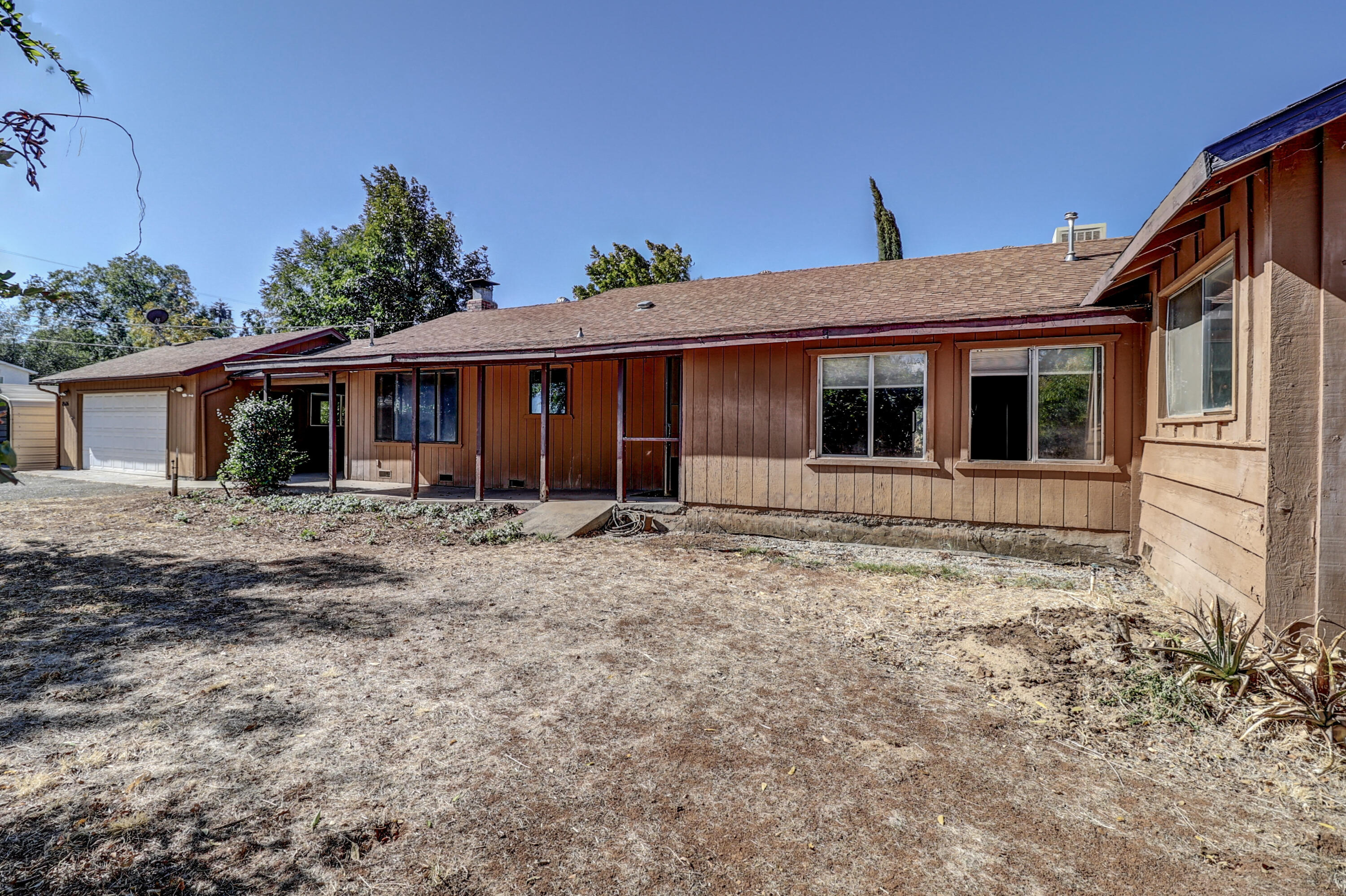 8606 Airport Road Redding, CA 96002 - Photo 6 of 44 6-IMG_1033_4_5_6_7