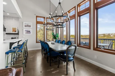 $1,375,000 | 10512 Lake Park Drive, Dripping Springs, TX 78620