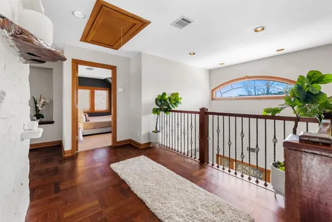 $1,375,000 | 10512 Lake Park Drive, Dripping Springs, TX 78620