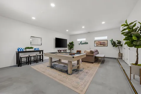 $1,375,000 | 10512 Lake Park Drive, Dripping Springs, TX 78620