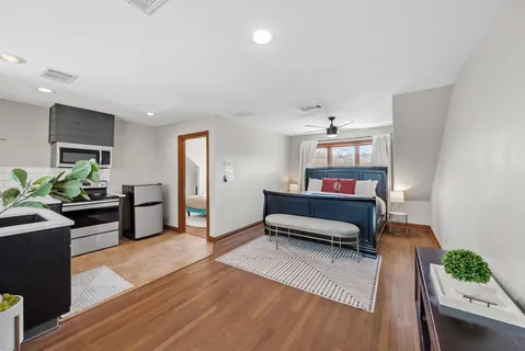 $1,375,000 | 10512 Lake Park Drive, Dripping Springs, TX 78620