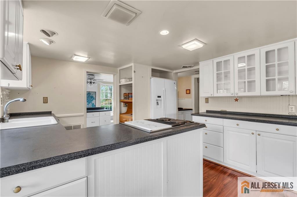 4377 Old Bridge Matawan Road Old Bridge, NJ 07747 - Photo 16 of 80