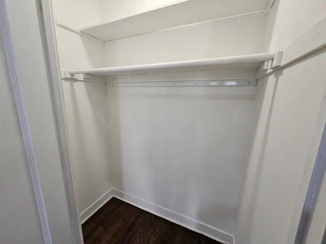 $1,349 | 6551 North Francisco Avenue, Unit 3B, Chicago, IL 60645