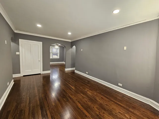 $1,349 | 6551 North Francisco Avenue, Unit 3B, Chicago, IL 60645