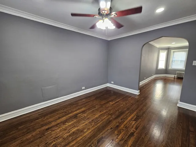 $1,349 | 6551 North Francisco Avenue, Unit 3B, Chicago, IL 60645