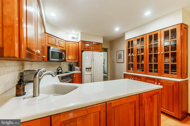 $625,000 | 59 Stone Mountain Lane, Marlton, NJ 08053