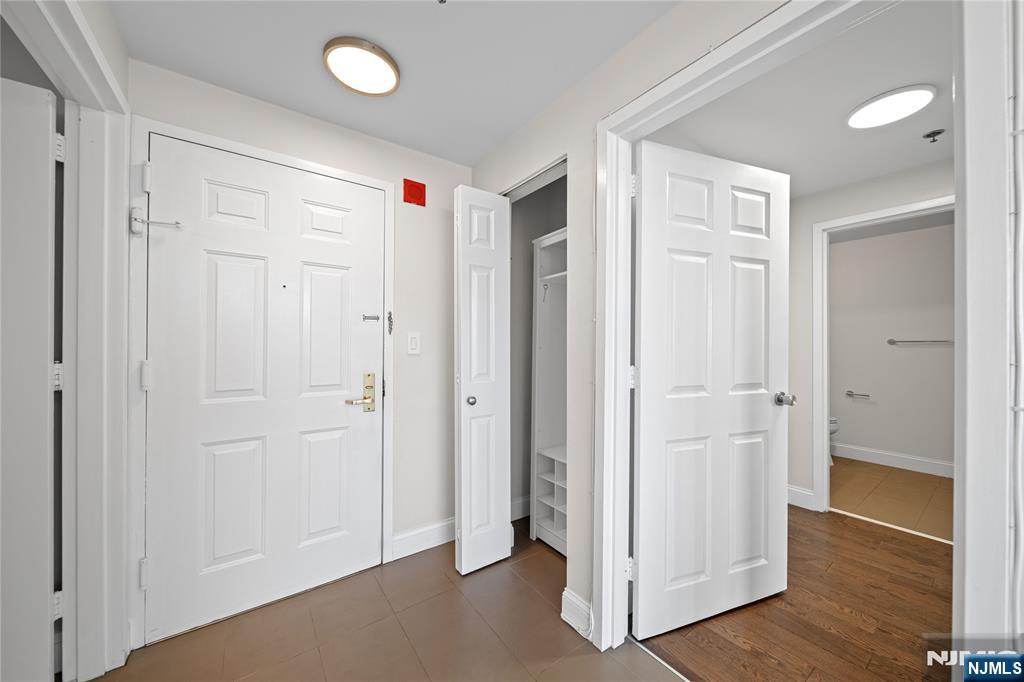 100 Old Palisade Road, Unit 1604 Fort Lee, NJ 07024 - Photo 18 of 45