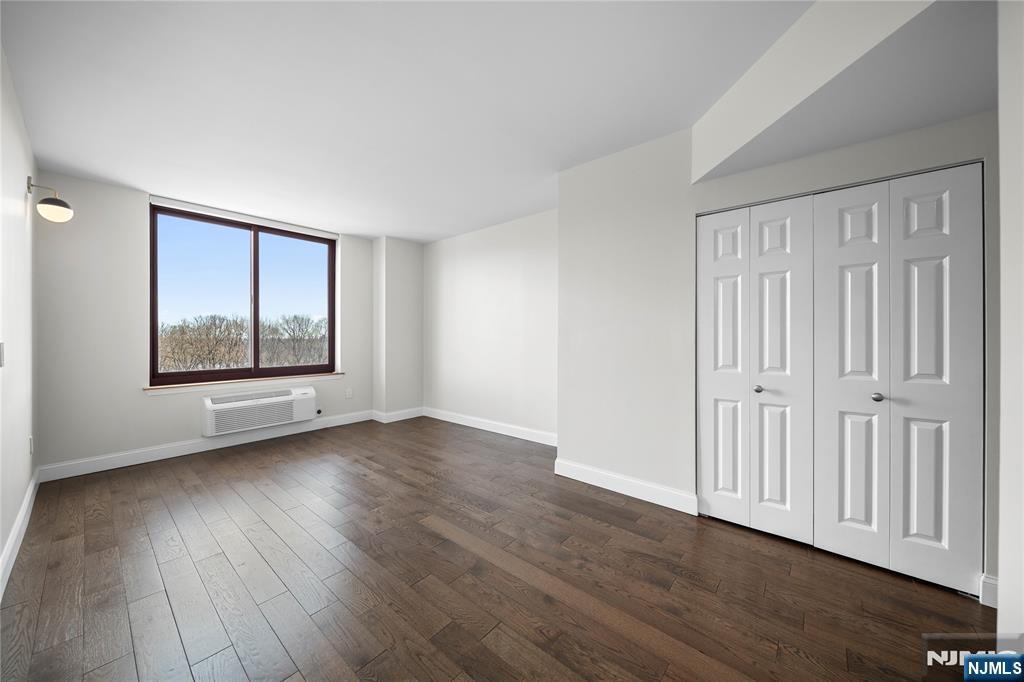 100 Old Palisade Road, Unit 1604 Fort Lee, NJ 07024 - Photo 22 of 45