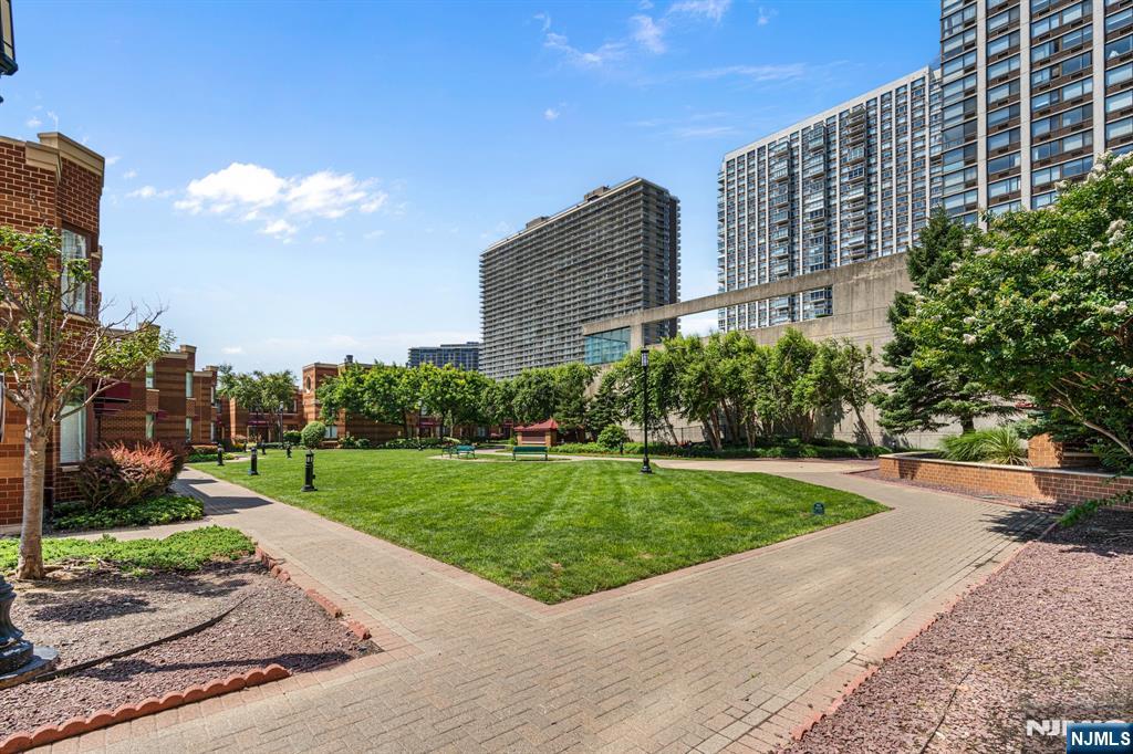 100 Old Palisade Road, Unit 1604 Fort Lee, NJ 07024 - Photo 31 of 45