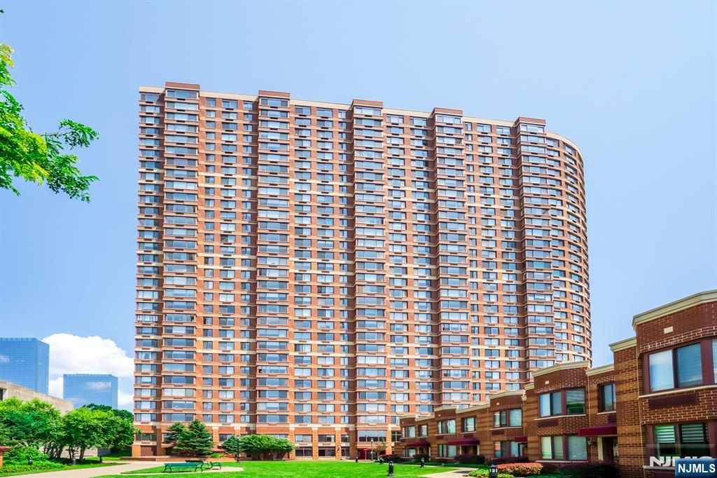 100 Old Palisade Road, Unit 1604 Fort Lee, NJ 07024 - Photo 45 of 45