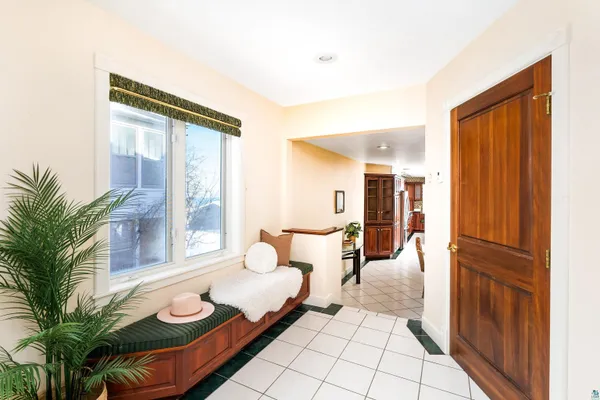 $599,900 | 814 West 5th Street, Duluth, MN 55806