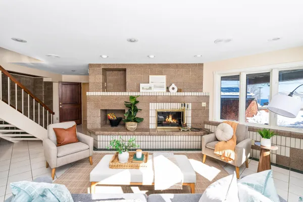 $599,900 | 814 West 5th Street, Duluth, MN 55806