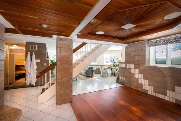 $599,900 | 814 West 5th Street, Duluth, MN 55806