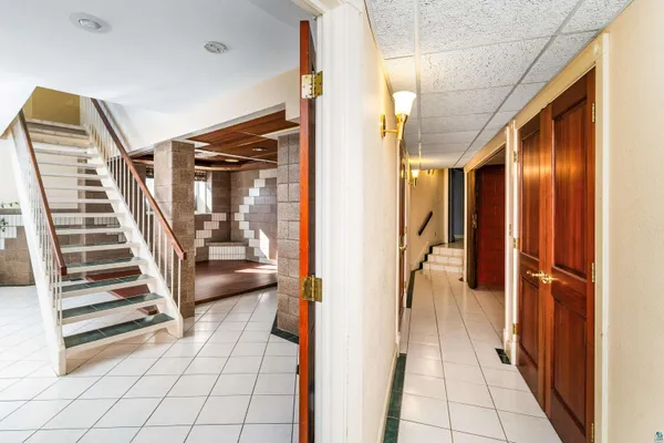 $599,900 | 814 West 5th Street, Duluth, MN 55806