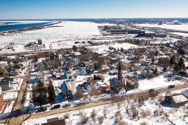 $599,900 | 814 West 5th Street, Duluth, MN 55806