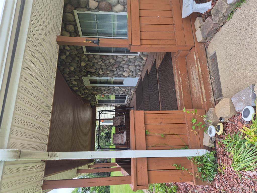 12849 South Delaney Road Perry, MI 48872 - Photo 3 of 34