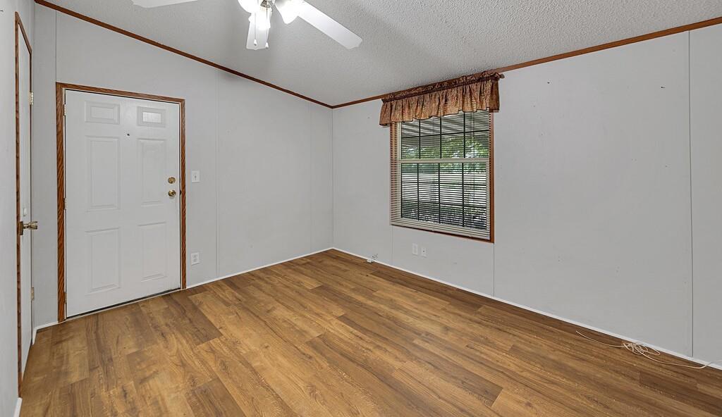 652 Middle Windsor Road McGregor, TX 76657 - Photo 23 of 40
