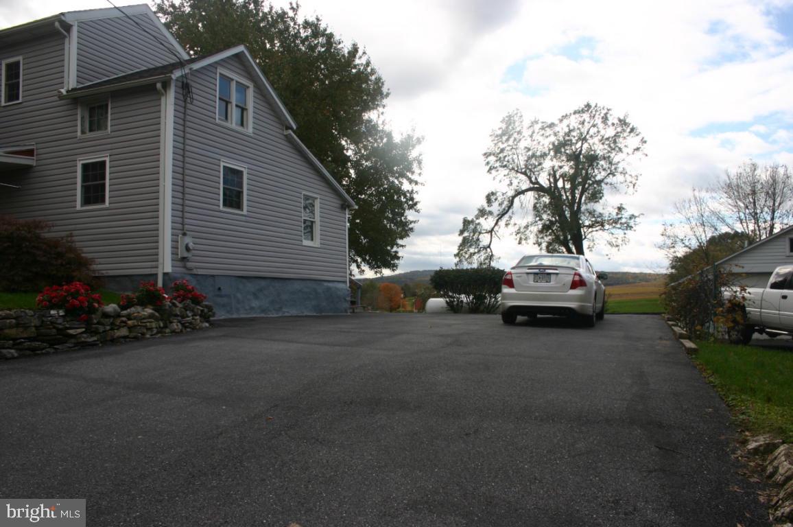 358 Stackstown Road Marietta, PA 17547 - Photo 3 of 18 Gallery Image 3