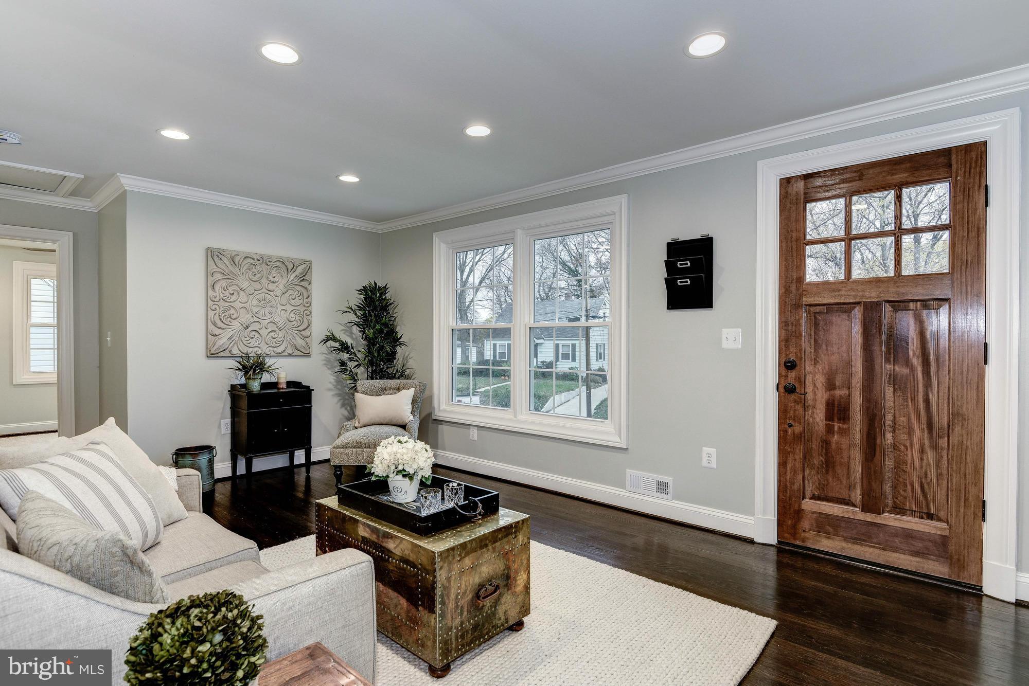 2504 Mason Street Silver Spring, MD 20902 - Photo 3 of 24 Family room