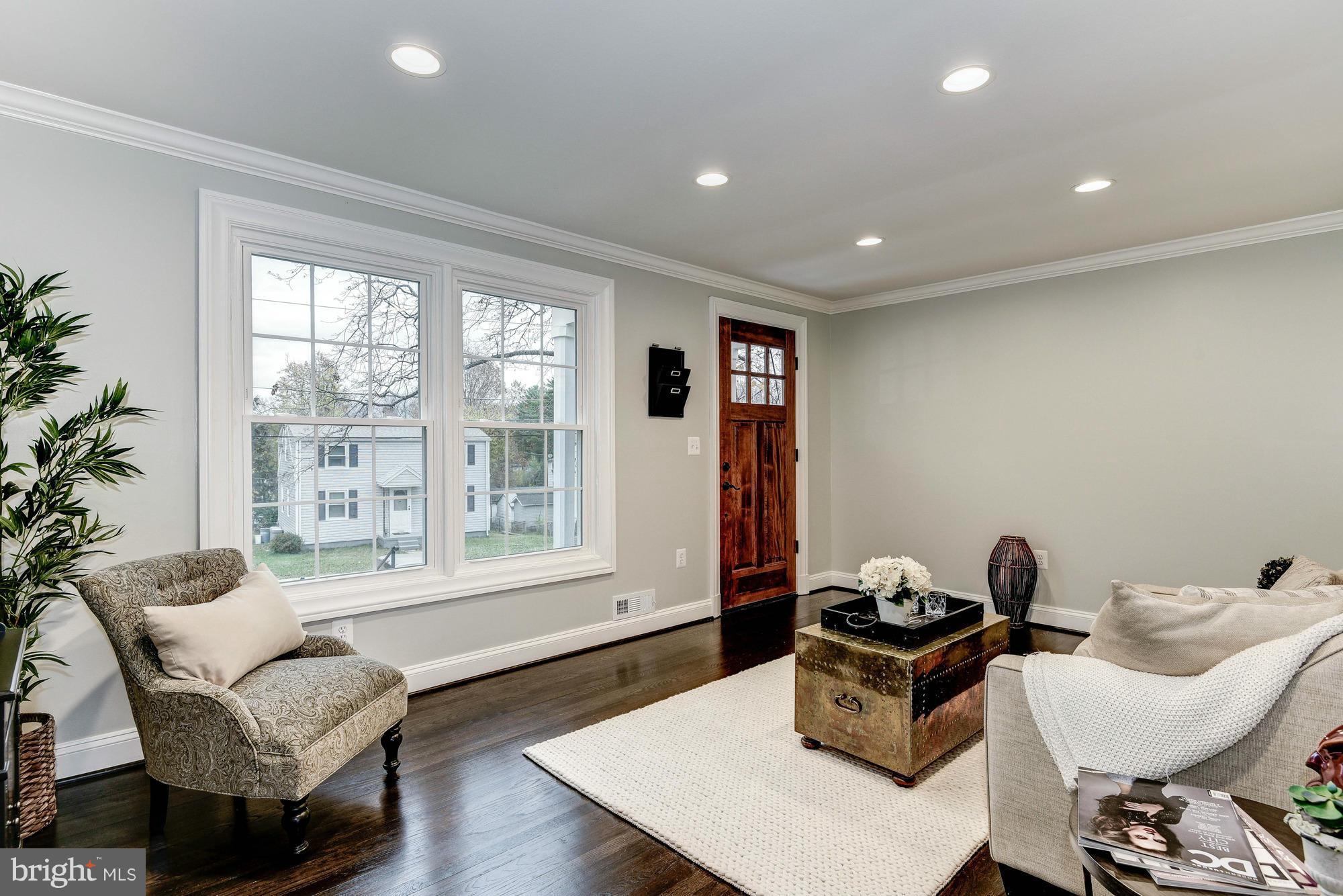 2504 Mason Street Silver Spring, MD 20902 - Photo 5 of 24 Family room