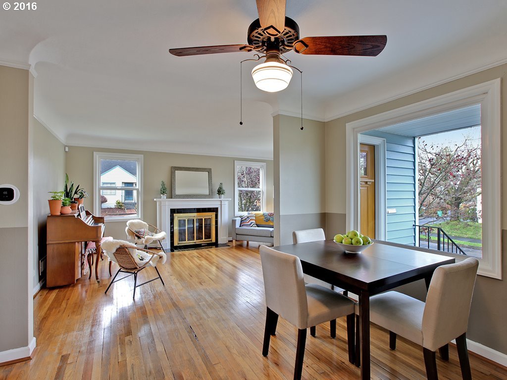 1808 Northeast Rosa Parks Way Portland, OR 97211 - Photo 3 of 19 Gallery Image 3