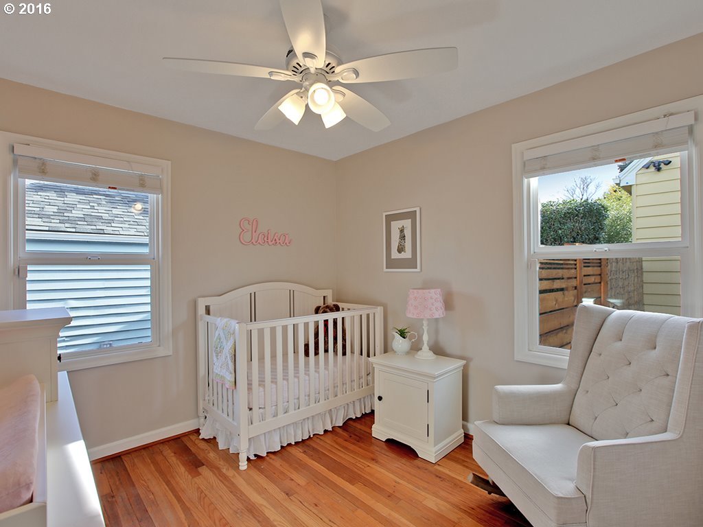 1808 Northeast Rosa Parks Way Portland, OR 97211 - Photo 8 of 19 Gallery Image 8