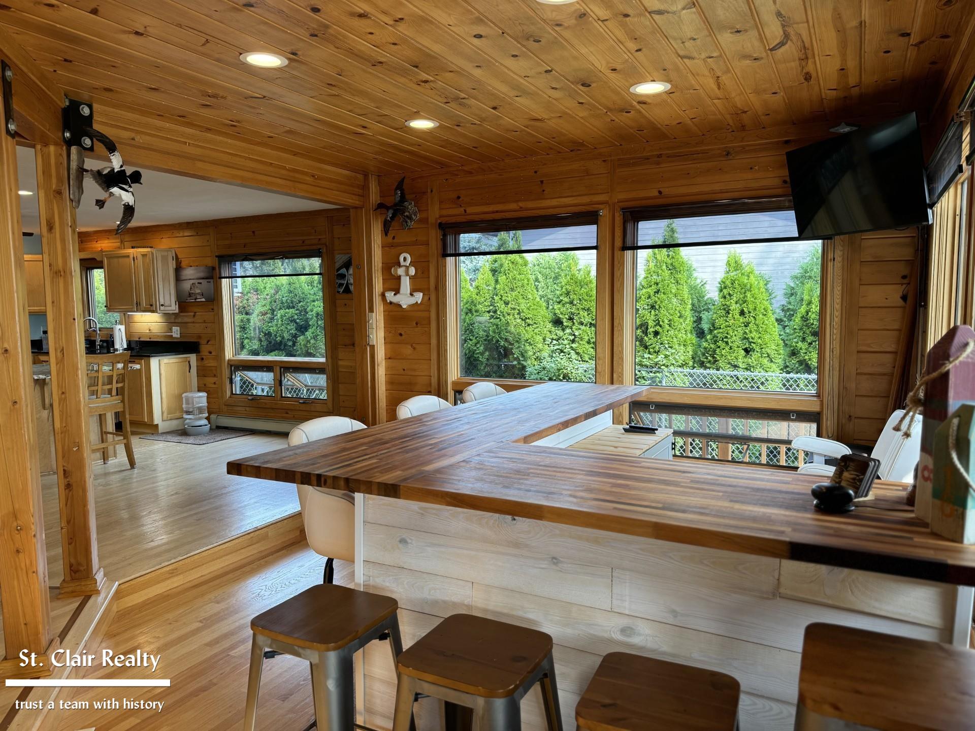 1407 North River Road St. Clair, MI 48079 - Photo 12 of 34 50182512-8C2EEAF0-F56B-4DDC-8CD9-33D6034D29E3.JPG