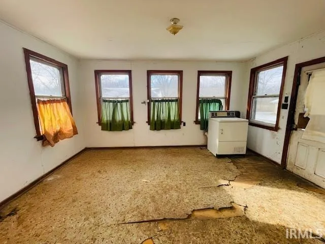 $89,900 | 504 South Mill Street, Fairmount, IN 46928