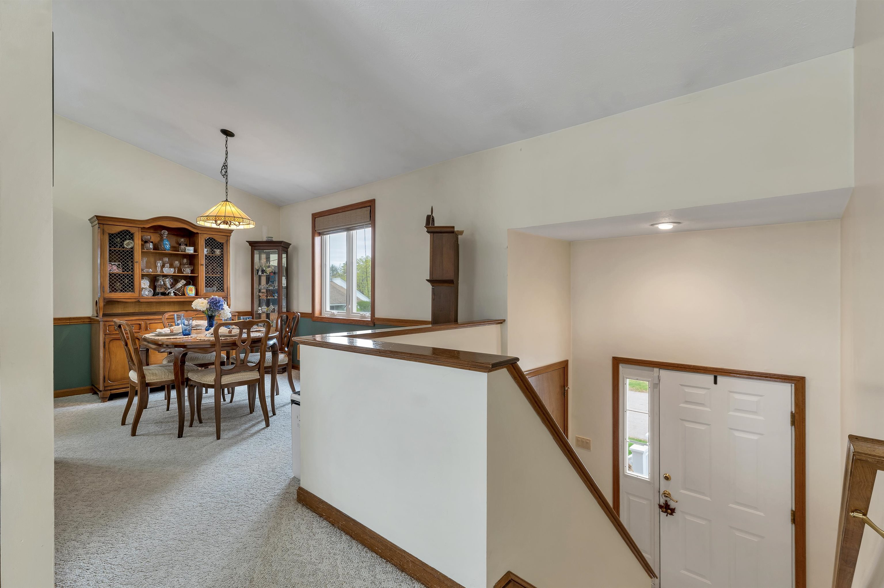 12 Fitzpatrick Circle Nashua, NH 03063 - Photo 3 of 35 Gallery Image 3